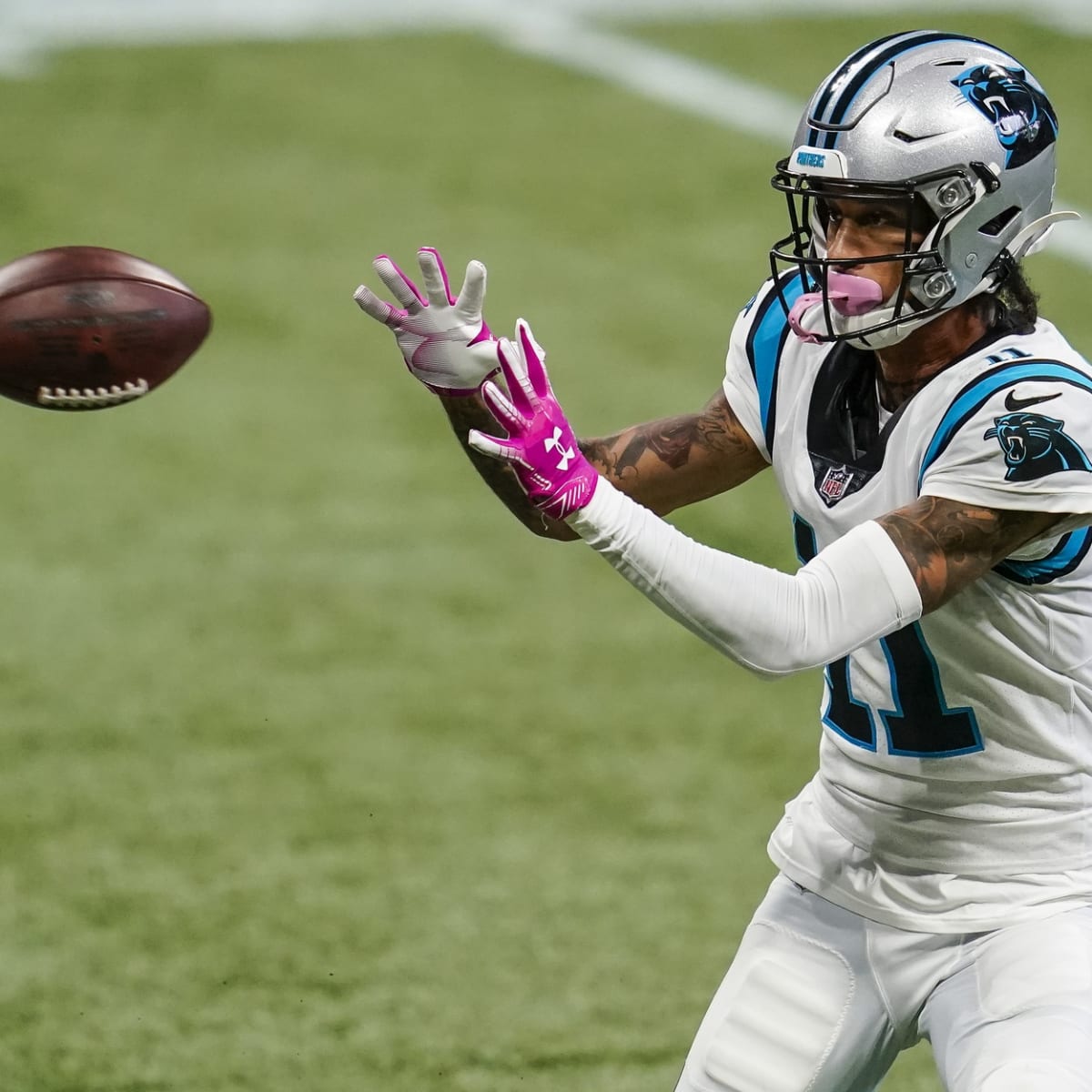 Panthers sign wide receiver Robby Anderson