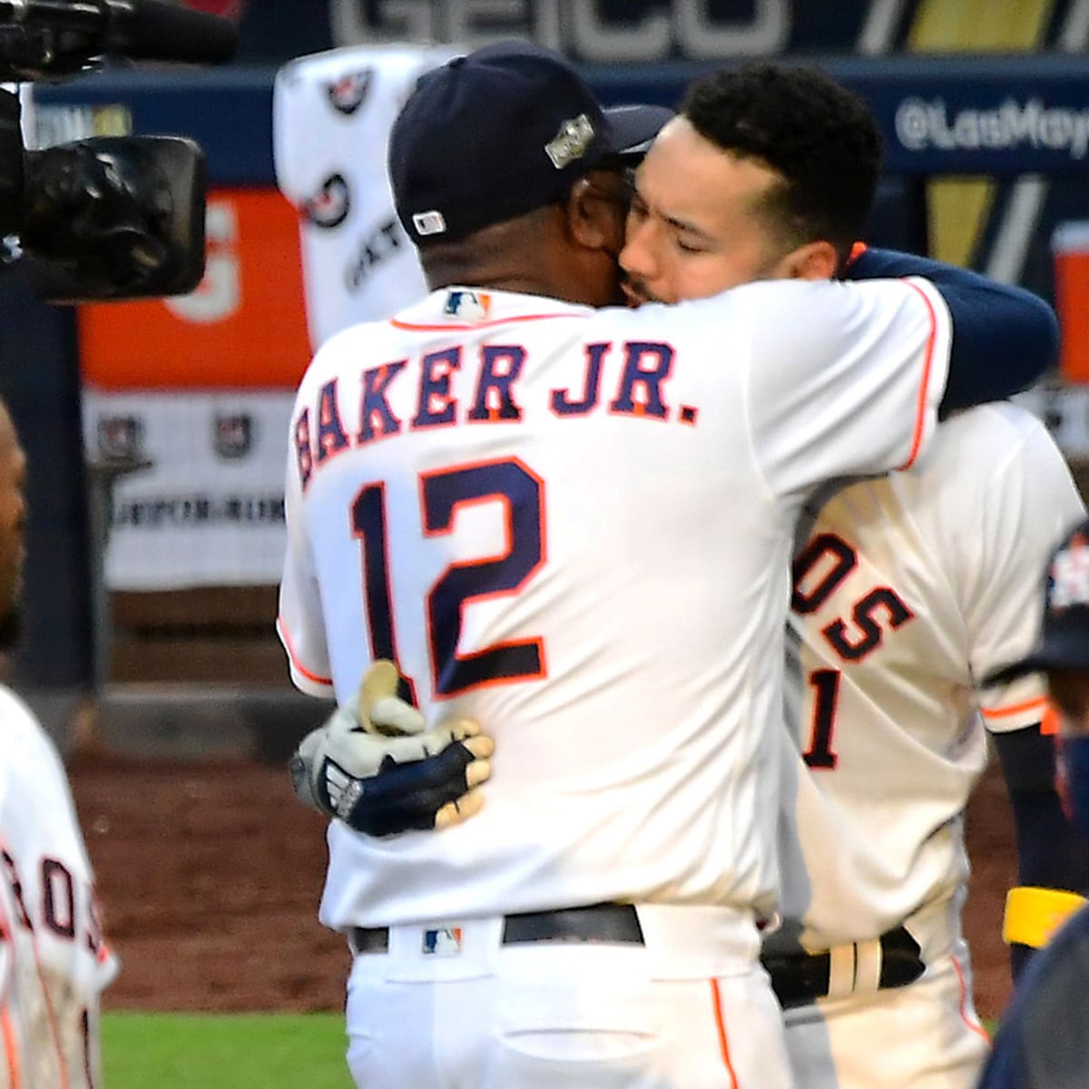 2015 MLB Playoffs: Astros Carlos Correa becomes youngest shortstop to ever  homer in playoffs - The Crawfish Boxes