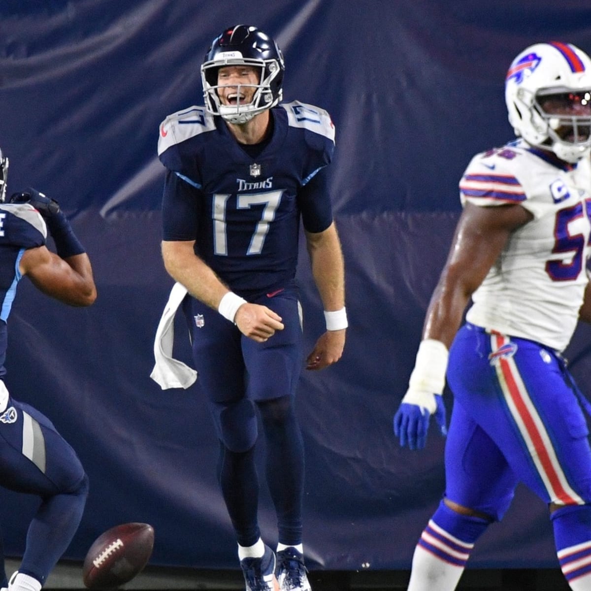 Tannehill scores 4 TDs as depleted Titans beat Bills 42-16 - The