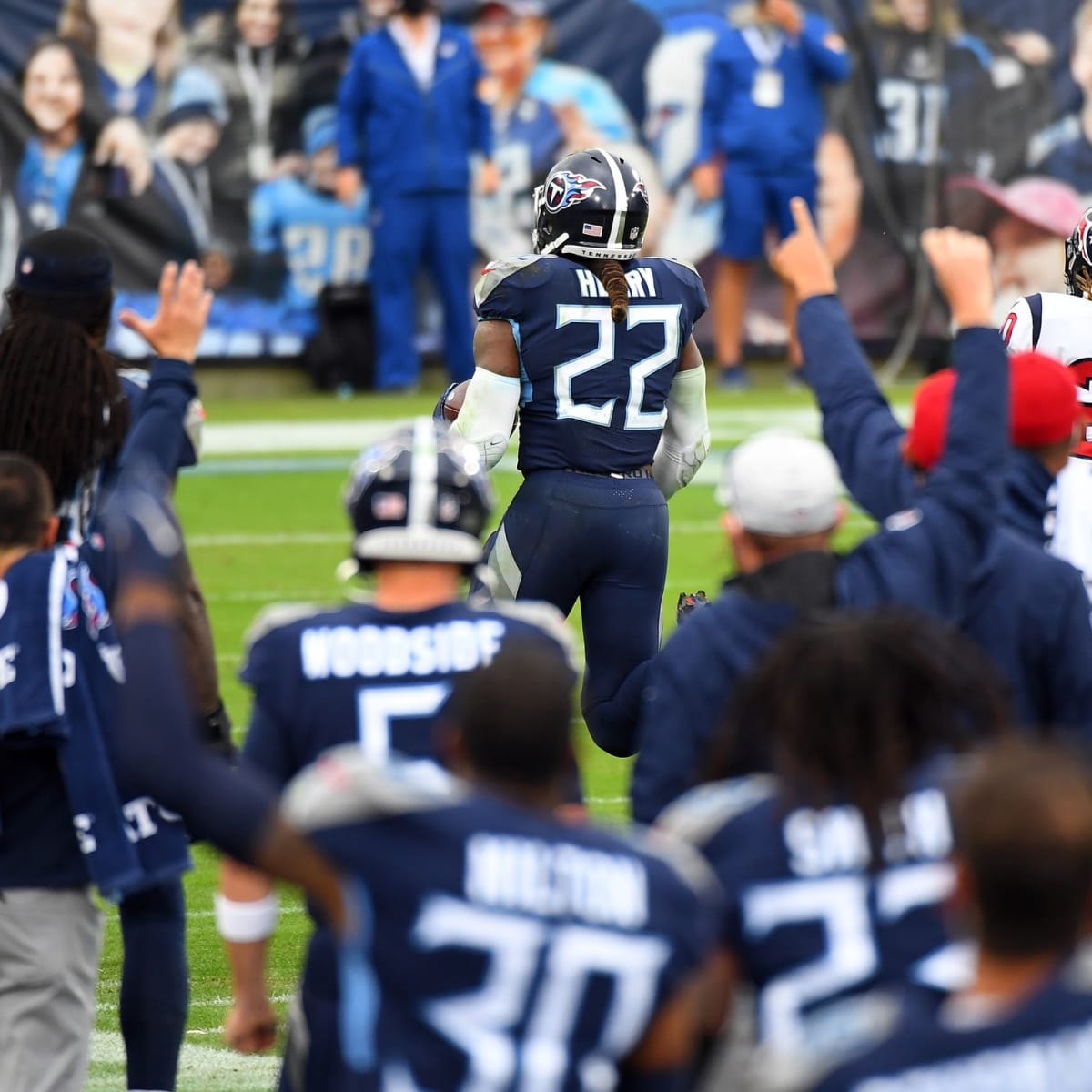 Derrick Henry records another rushing milestone as Titans defeat Packers