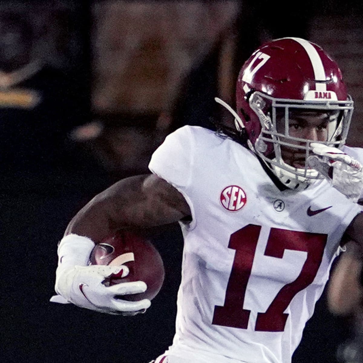 Alabama Football: Jaylen Waddle seen in non-contact jersey