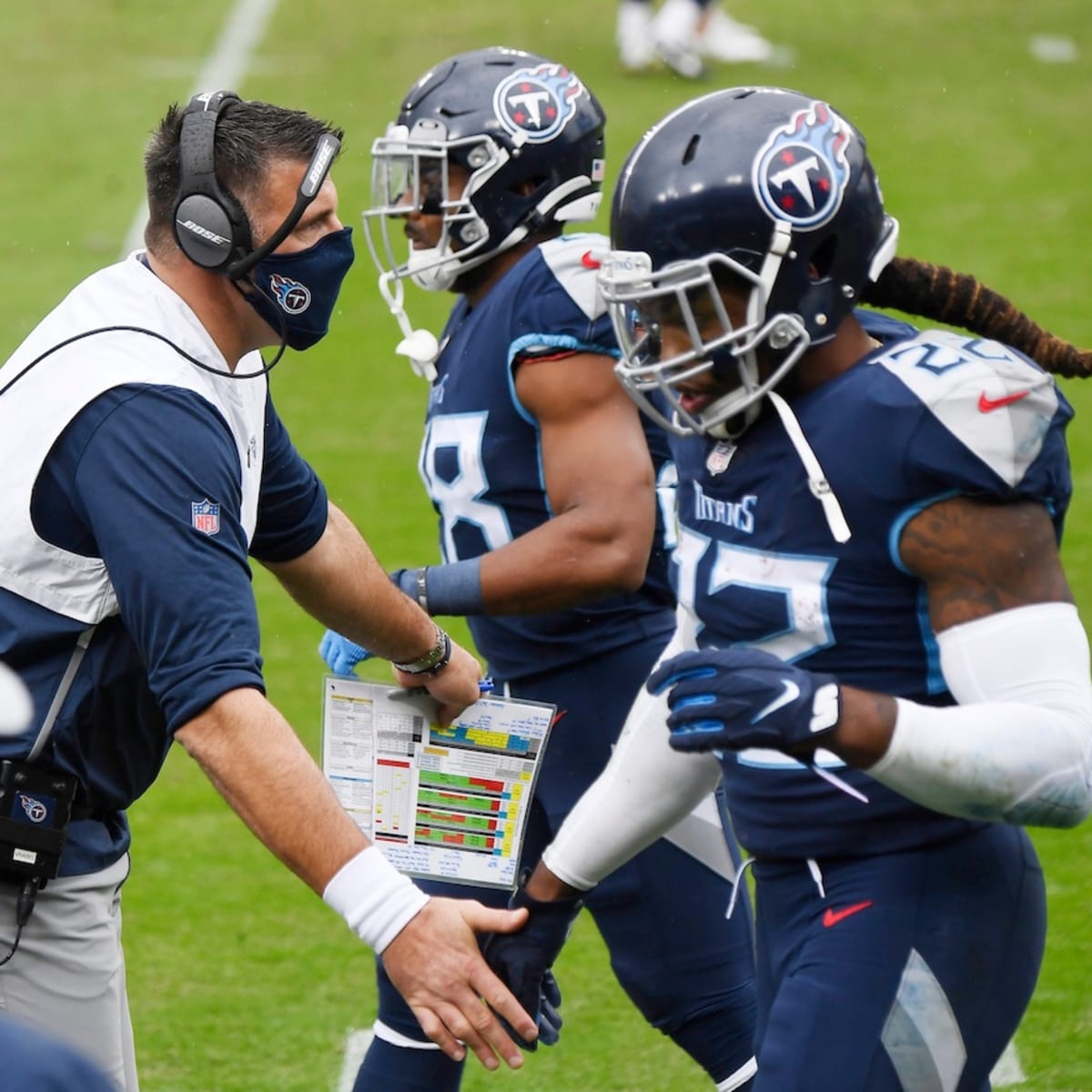 Titans Host Steelers in Battle of 5-0 Teams Sunday at Nissan Stadium