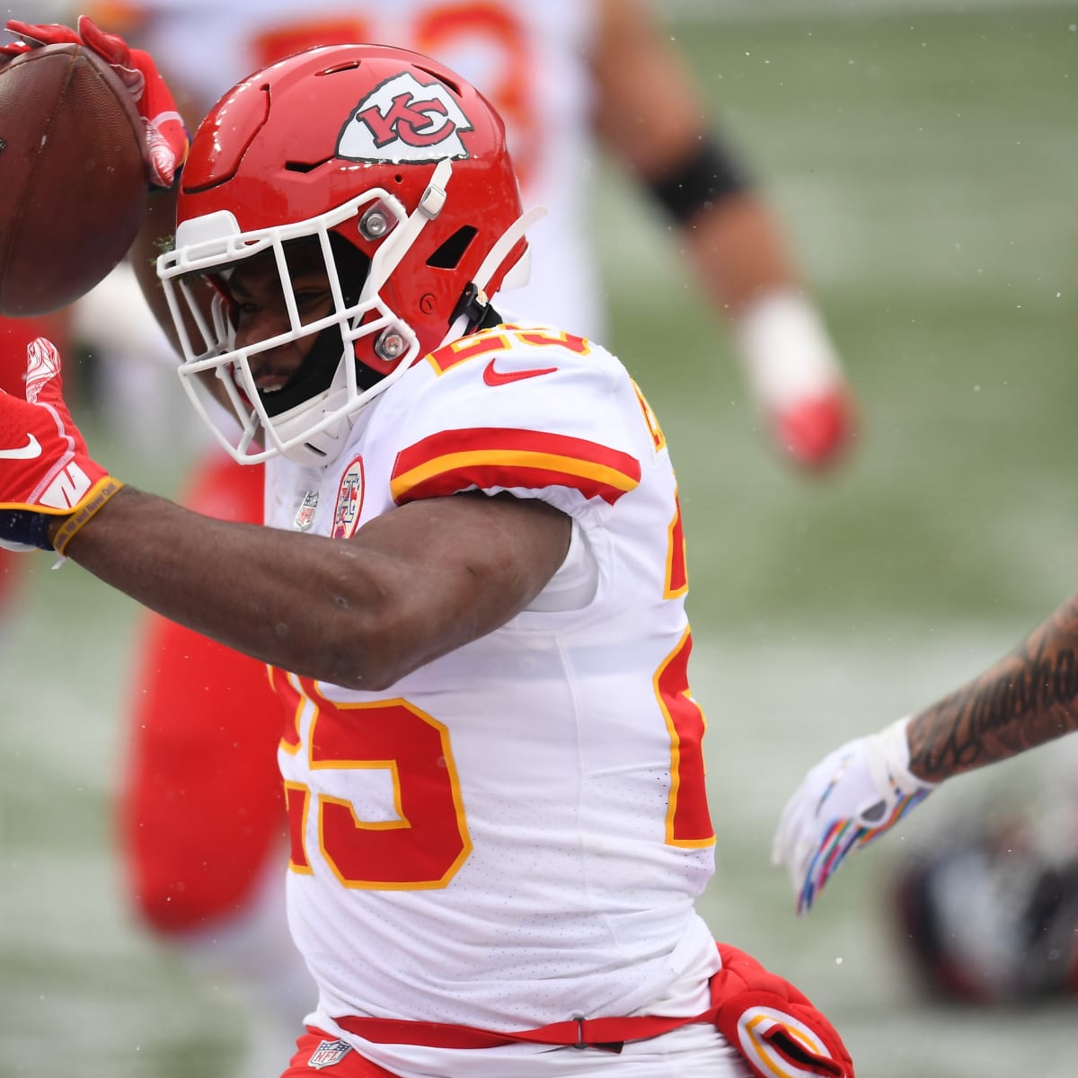 Chiefs bring up Derrick Gore, Prince Tega Wanogho 