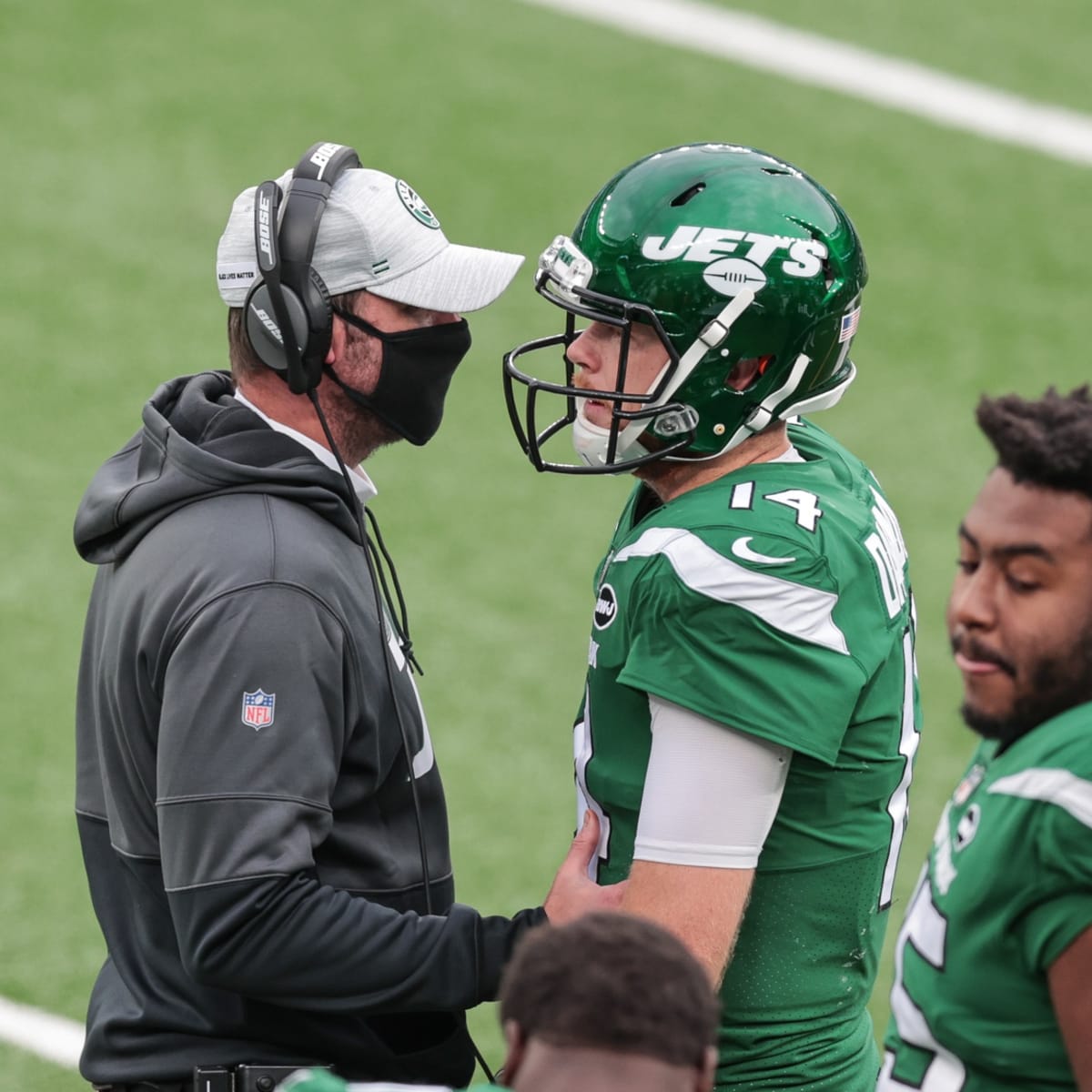 New York Jets, Buffalo Bills halftime report: Sam Darnold, defense  struggling New York Jets, Buffalo Bills halftime report: Sam Darnold,  defense struggling