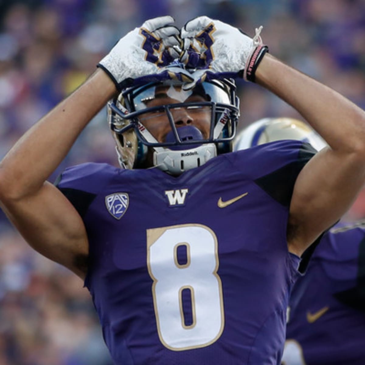 Why do the Washington Huskies wear their jersey numbers? 'No. 1 kinda got  that oomph to it' - The Athletic