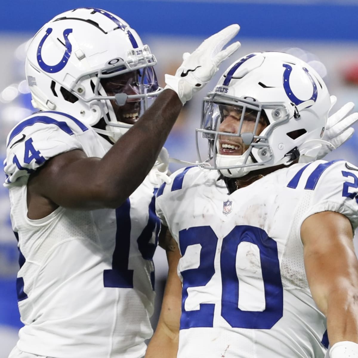 Indianapolis Colts running back Jordan Wilkins (20) runs the ball against  the Tennessee Titans …