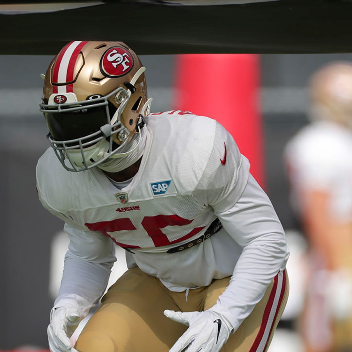 Report: 49ers' Kwon Alexander has surgery for biceps injury