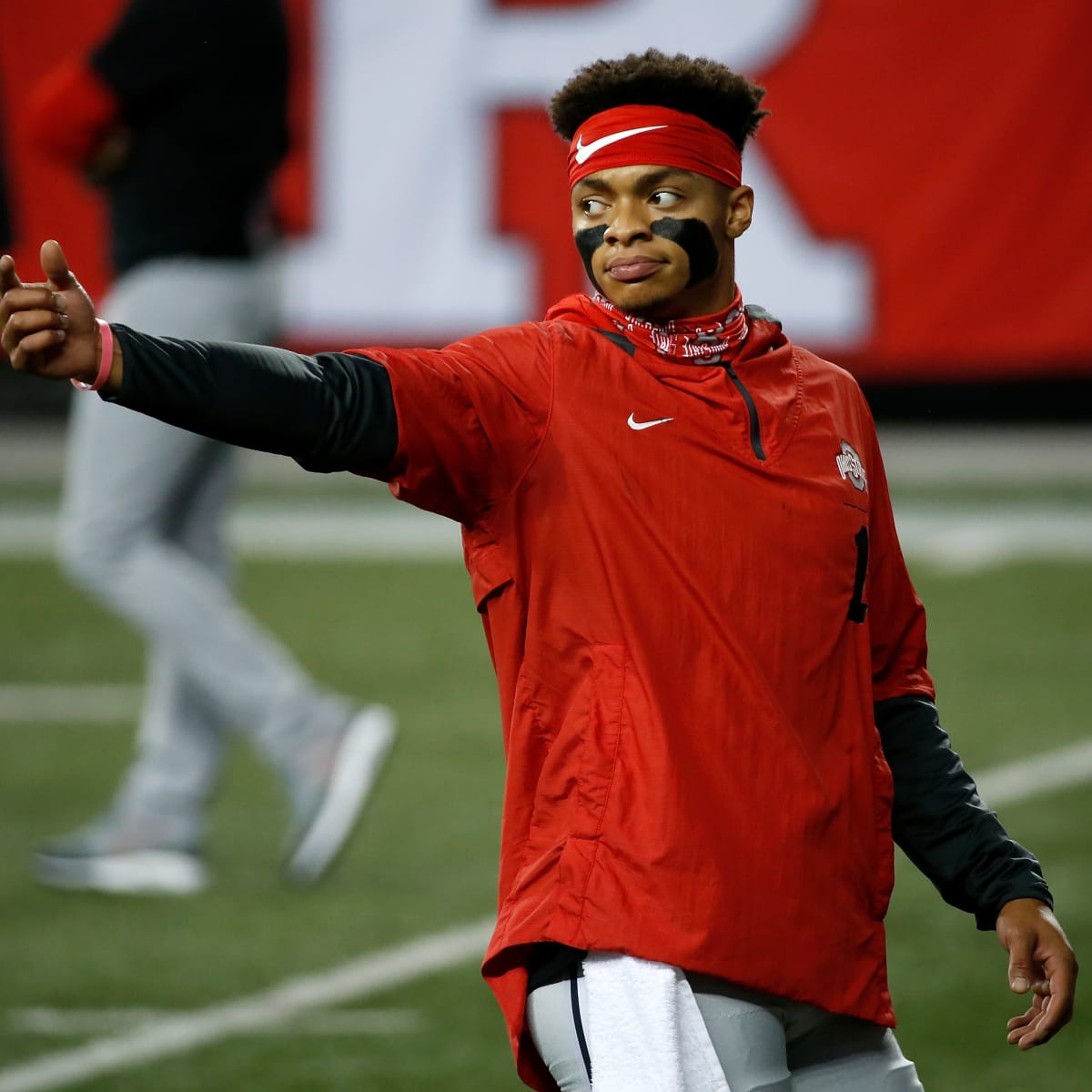 Justin Fields Delivers Legendary Performance, Immortalizing Him Among  All-Time Buckeye Greats - Sports Illustrated Ohio State Buckeyes News,  Analysis and More