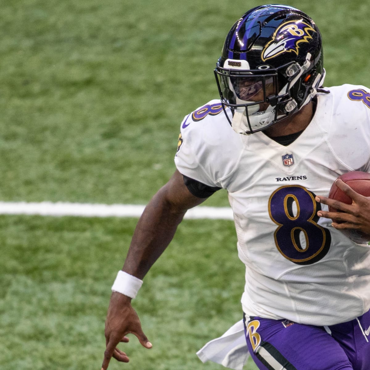 Heckuva Thing!' Baltimore Ravens QB Lamar Jackson's Completions vs.  Cleveland Browns - Sports Illustrated Baltimore Ravens News, Analysis and  More