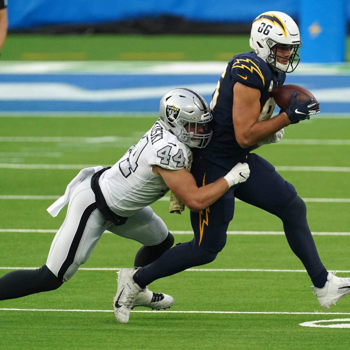 Raiders LB Nick Kwiatkoski ranked as top-20 linebacker