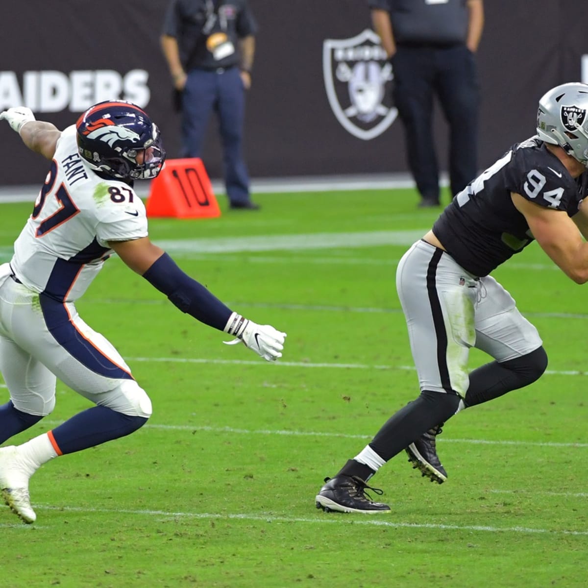 Denver Broncos Individual Player Grades For Week 10 at Las Vegas Raiders -  Sports Illustrated Mile High Huddle: Denver Broncos News, Analysis and More