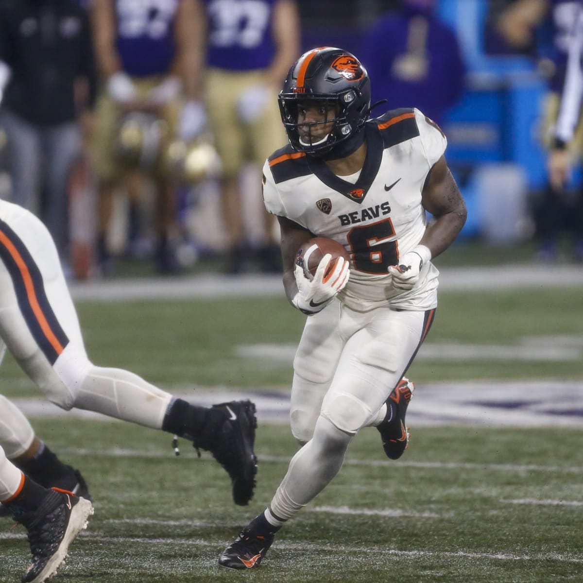 Jermar Jefferson Running Back Oregon State