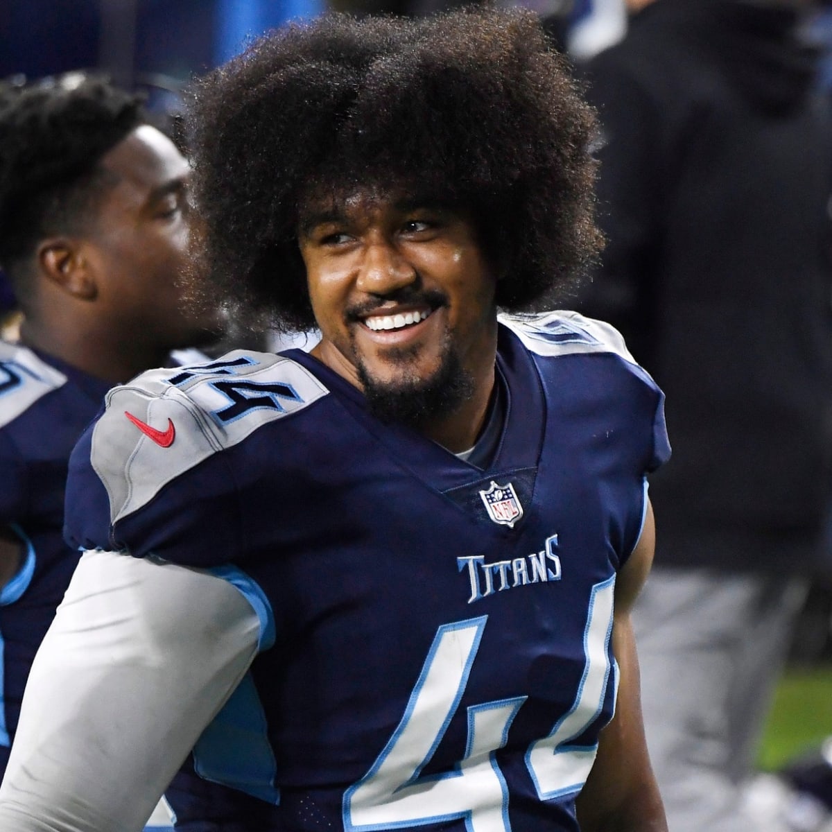 Titans release outside linebacker Vic Beasley