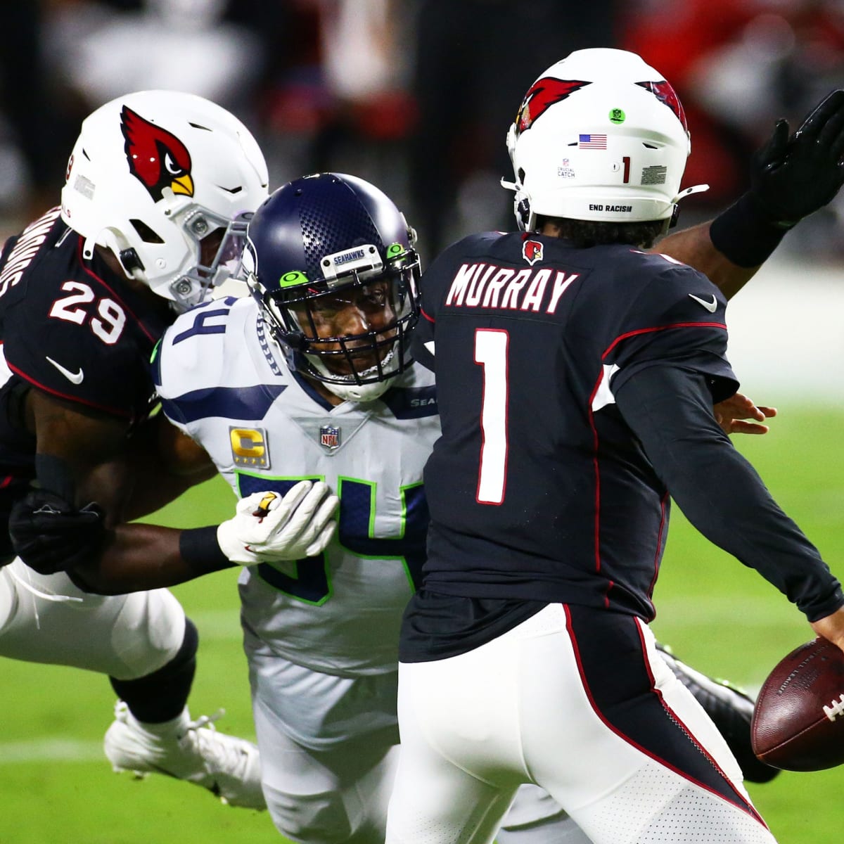 Carlos Hyde's return pushes Seahawks by Cardinals into NFC West lead