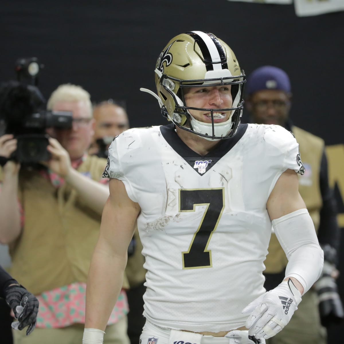 New Orleans Saints - TAYSOM HILL HURDLE 