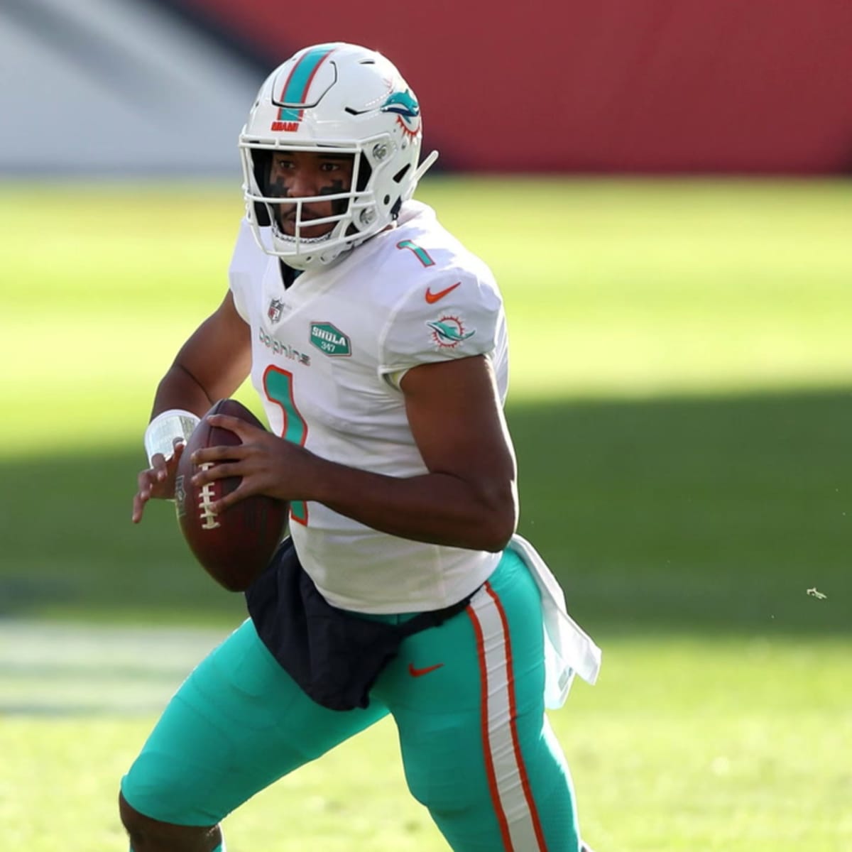 Ryan Fitzpatrick 'floored' by Dolphins benching for Tua Tagovailoa - Sports  Illustrated