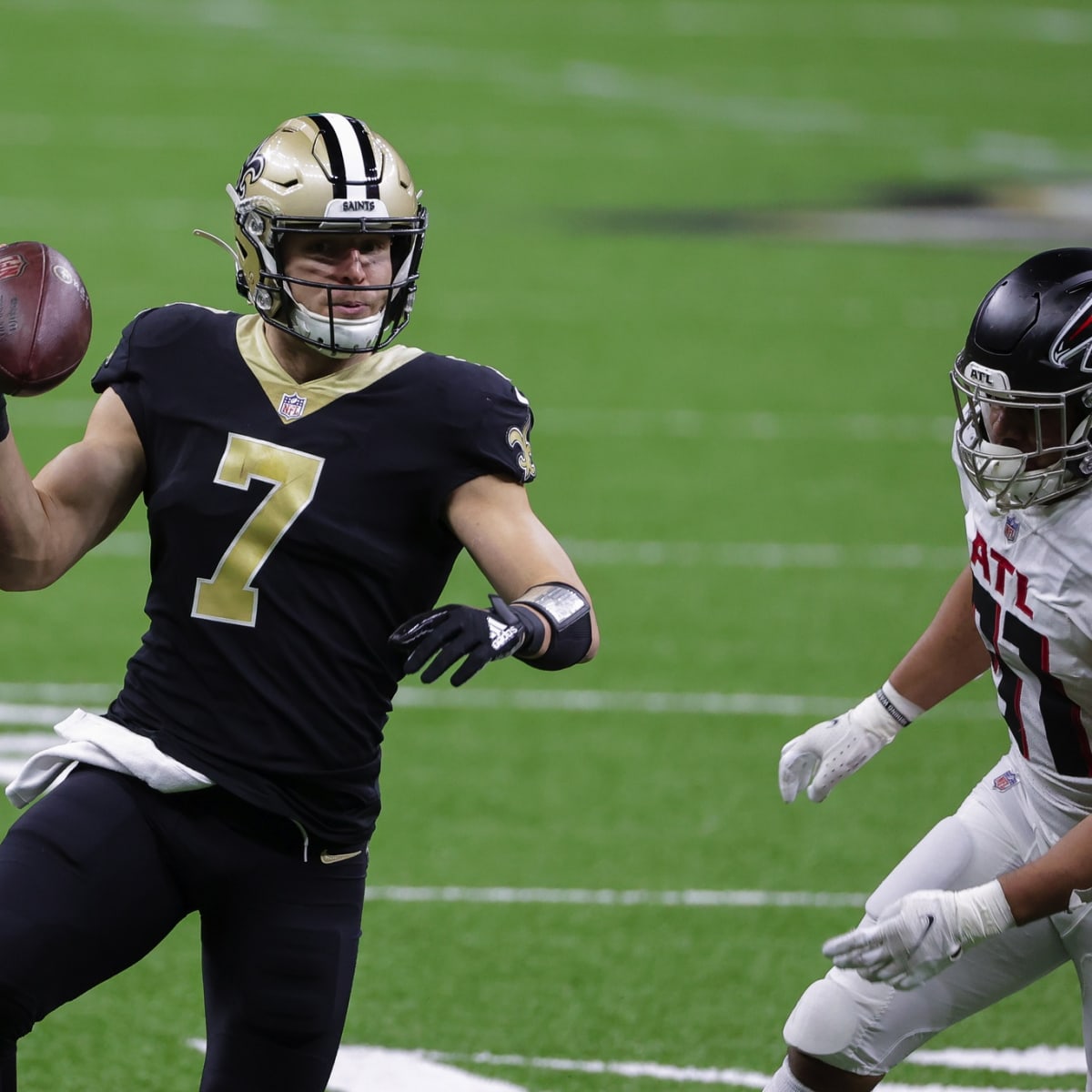 With Saints do-it-all weapon Taysom Hill focusing on tight end in 2022, can  he be a viable fantasy option? - Sports Illustrated