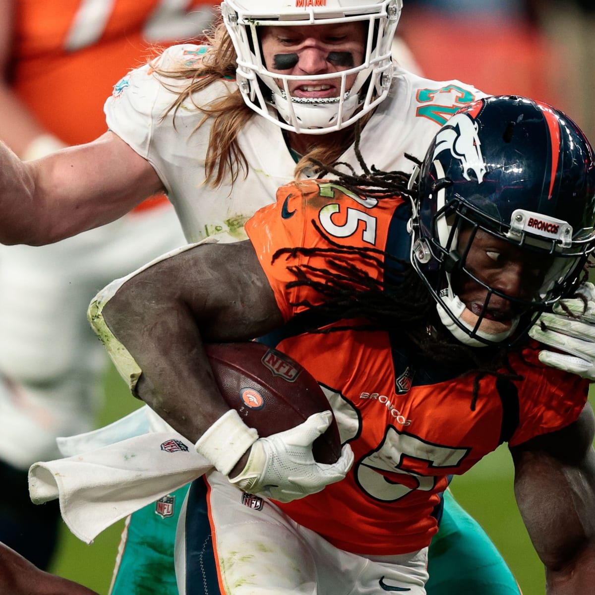 Denver Broncos Rookie TE Nate Adkins Gives Albert Okwuegbunam Props - Sports  Illustrated Mile High Huddle: Denver Broncos News, Analysis and More