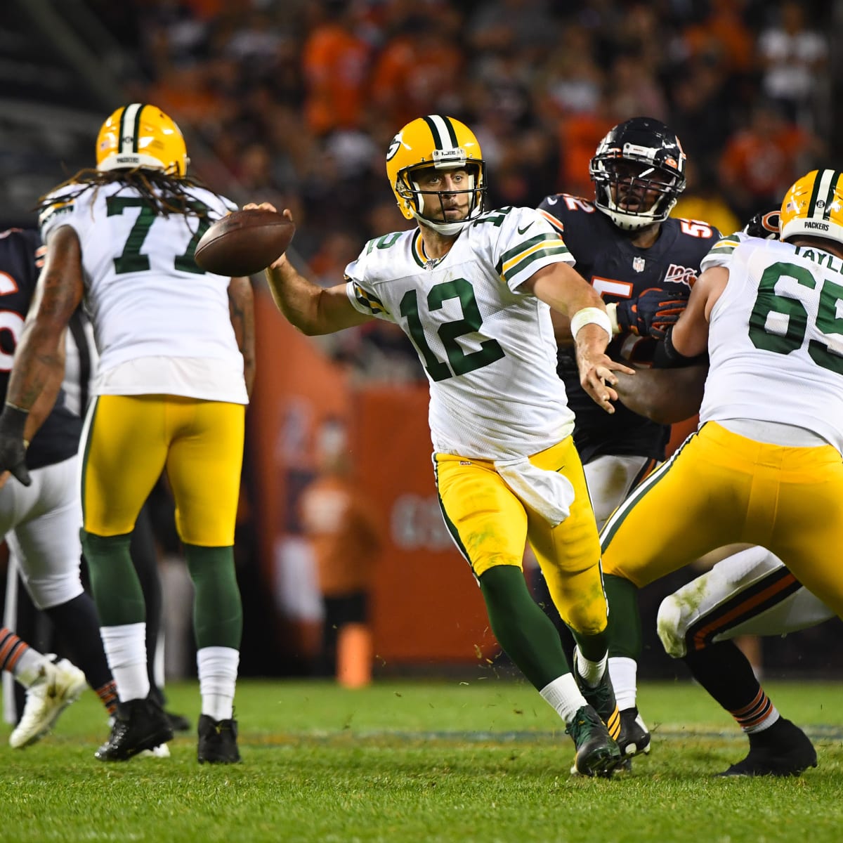 Behind Enemy Lines: Green Bay Packers at Bears Week 1 Preview