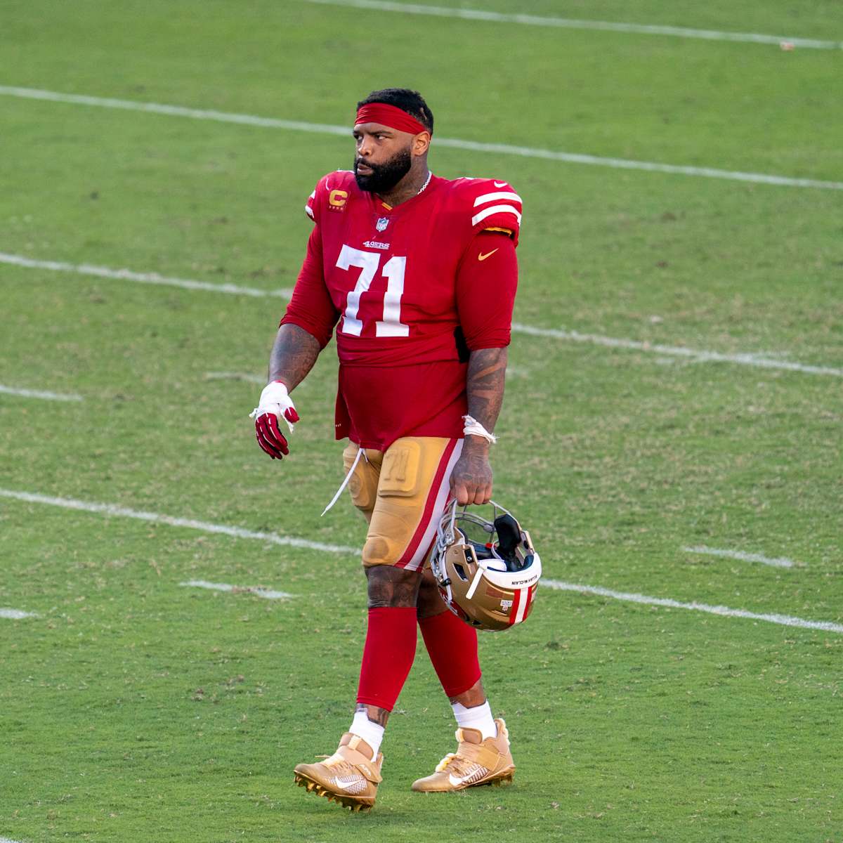 49ers place Trent Williams, Jordan Willis on injured reserve