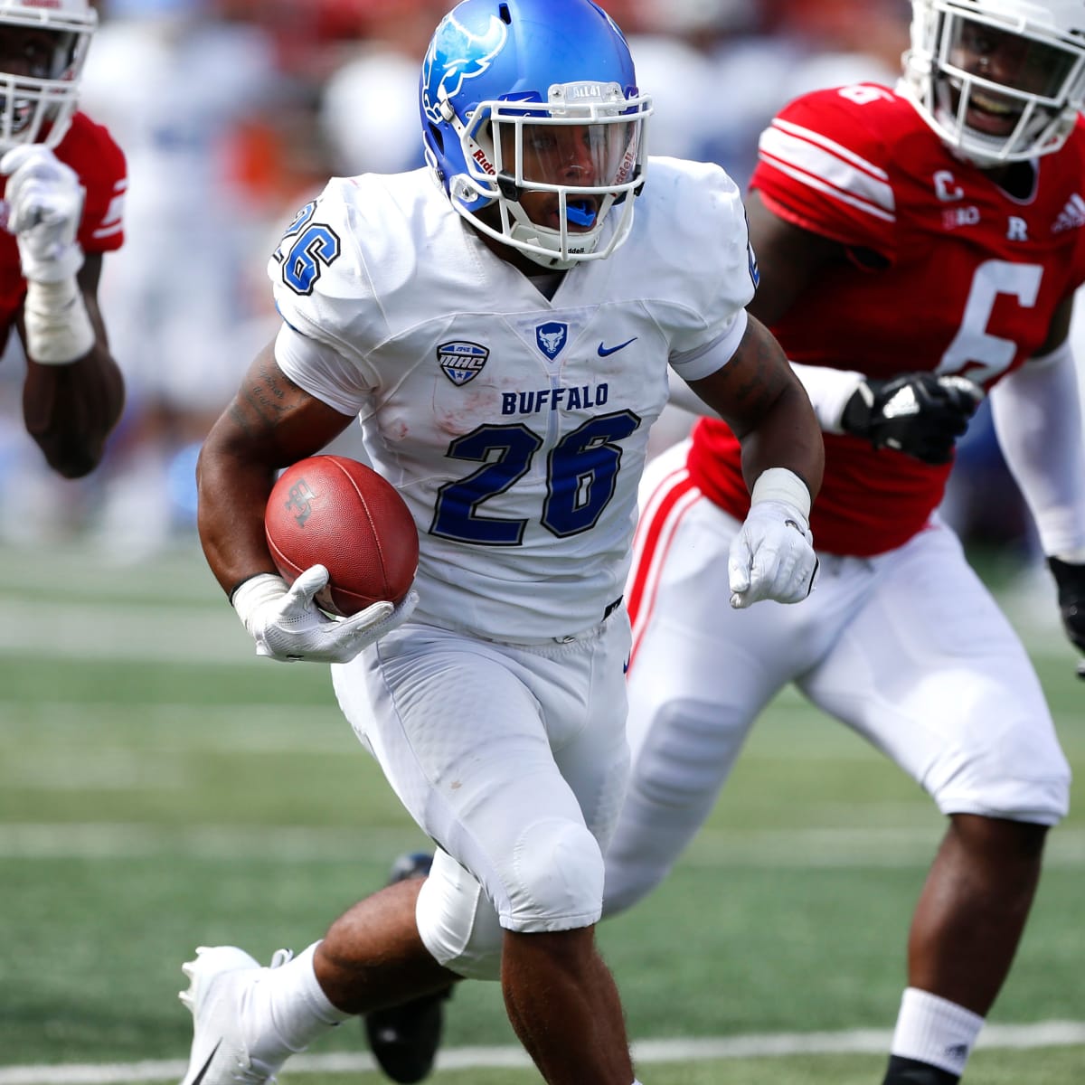 Buffalo Bulls' Jaret Patterson rushes into College Football Records book