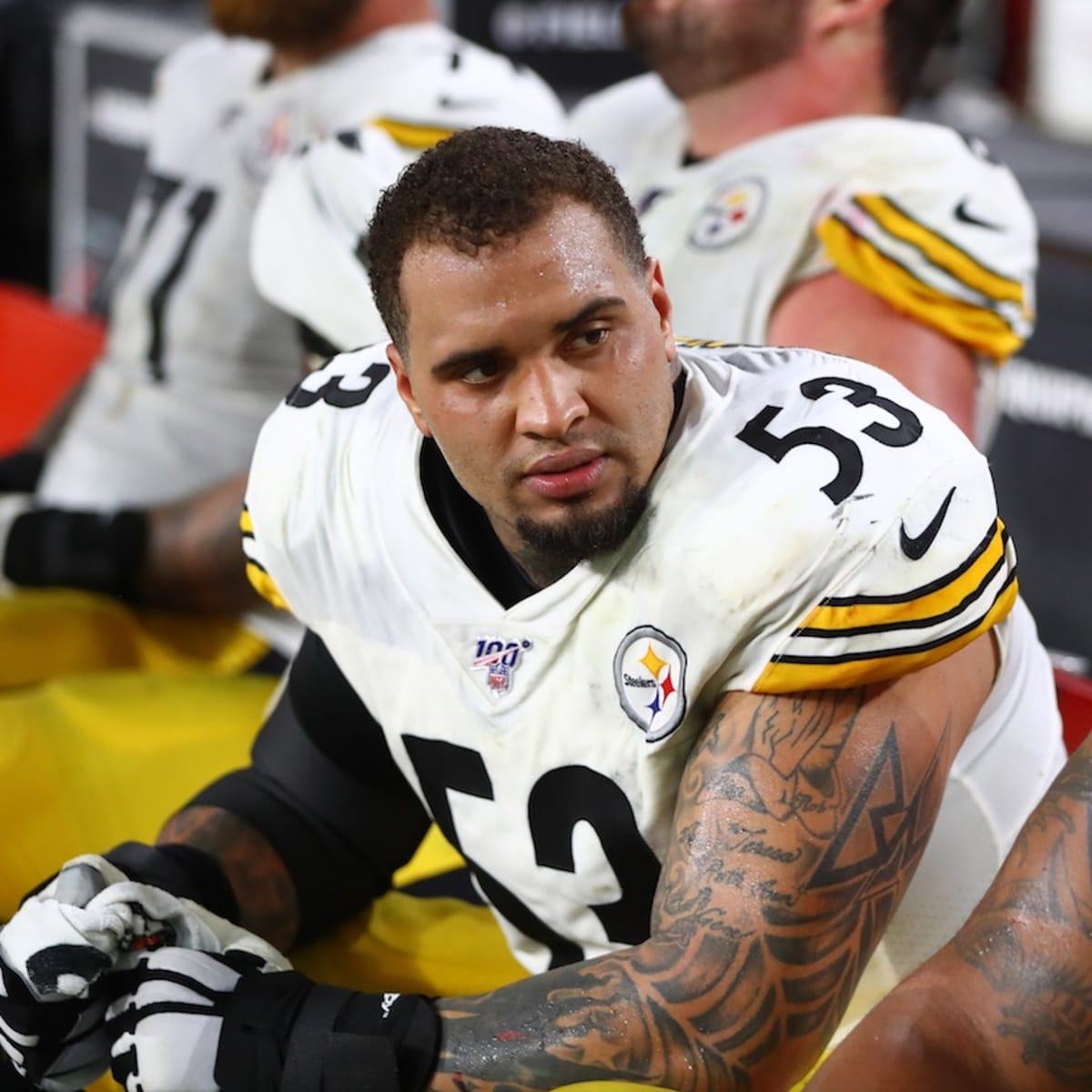 Steelers' Pouncey out vs. Ravens after landing on COVID-19 list