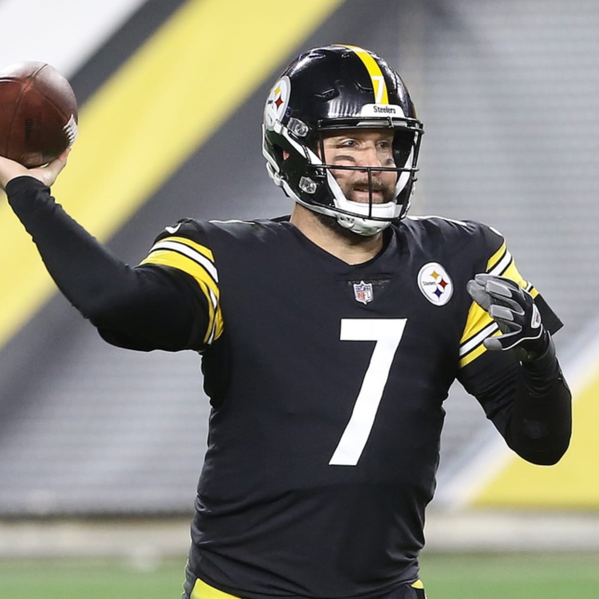 Ben Roethlisberger: Why the Pittsburgh Steelers QB Is a Top 5 QB, News,  Scores, Highlights, Stats, and Rumors