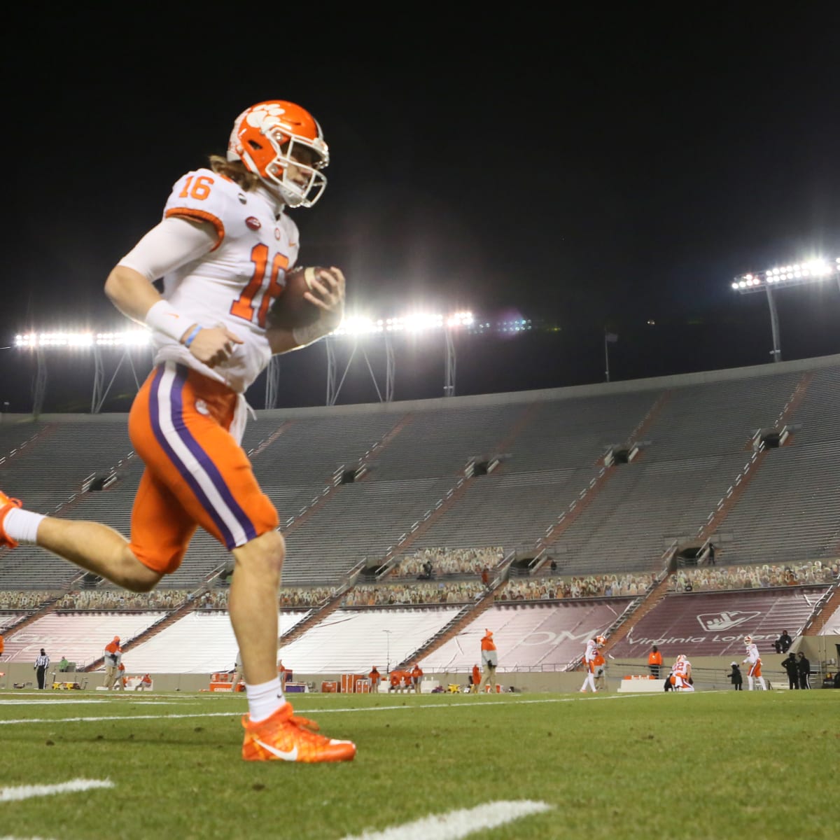 Clemson QB Trevor Lawrence says he doesn't feel pressure of expectations -  Sports Illustrated