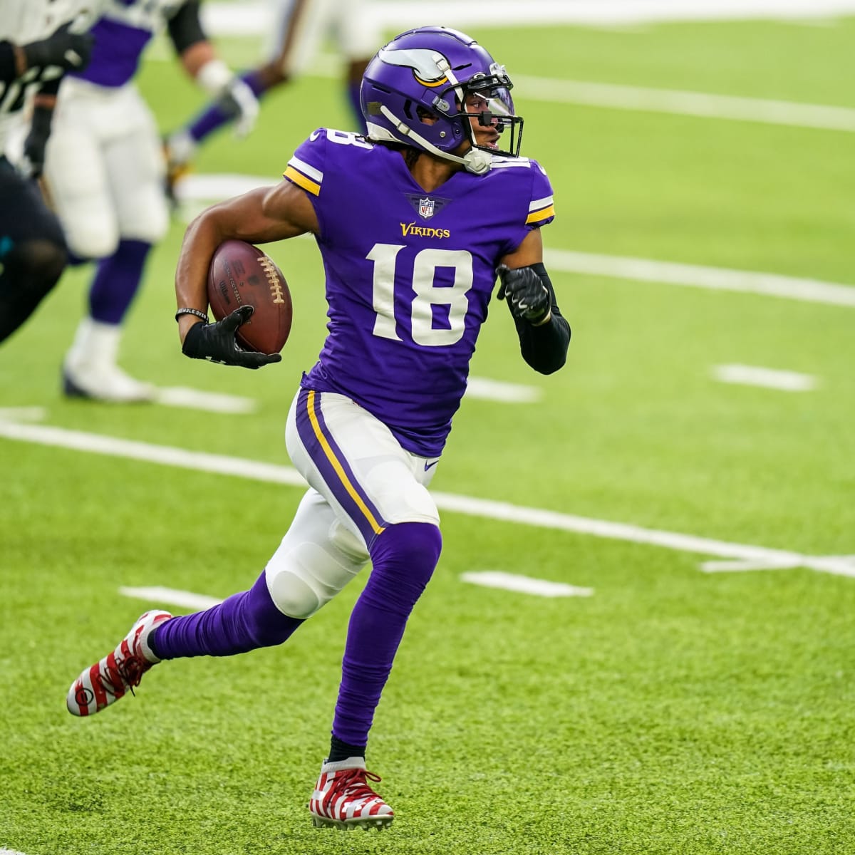 Minnesota Vikings wide receiver Justin Jefferson (18) plays during an NFL  football game against the Cincinnati Bengals Sunday, Sept. 12, 2021, in  Cincinnati. (AP Photo/Jeff Dean Stock Photo - Alamy