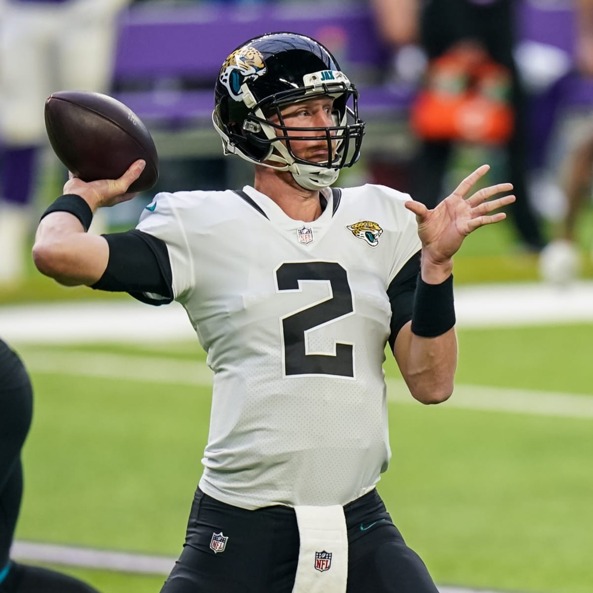 Report: Jaguars QB Gardner Minshew has multiple fractures