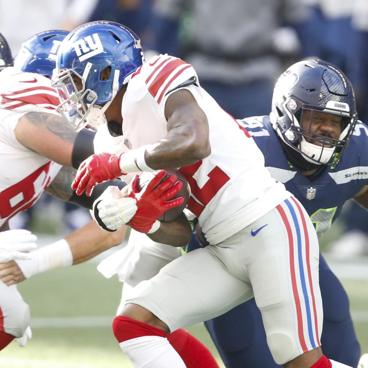 NY Giants look like playoff contenders as defense slams Seahawks 17-12