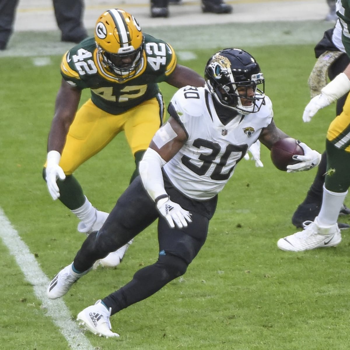 Jaguars' bright spot, running back James Robinson, wins offensive rookie of  month honor