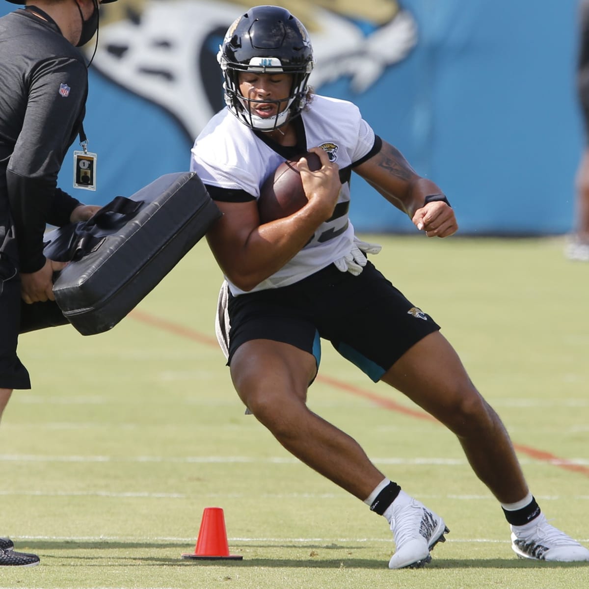 Jacksonville Jaguars: UDFA RB James Robinson a potential hidden gem