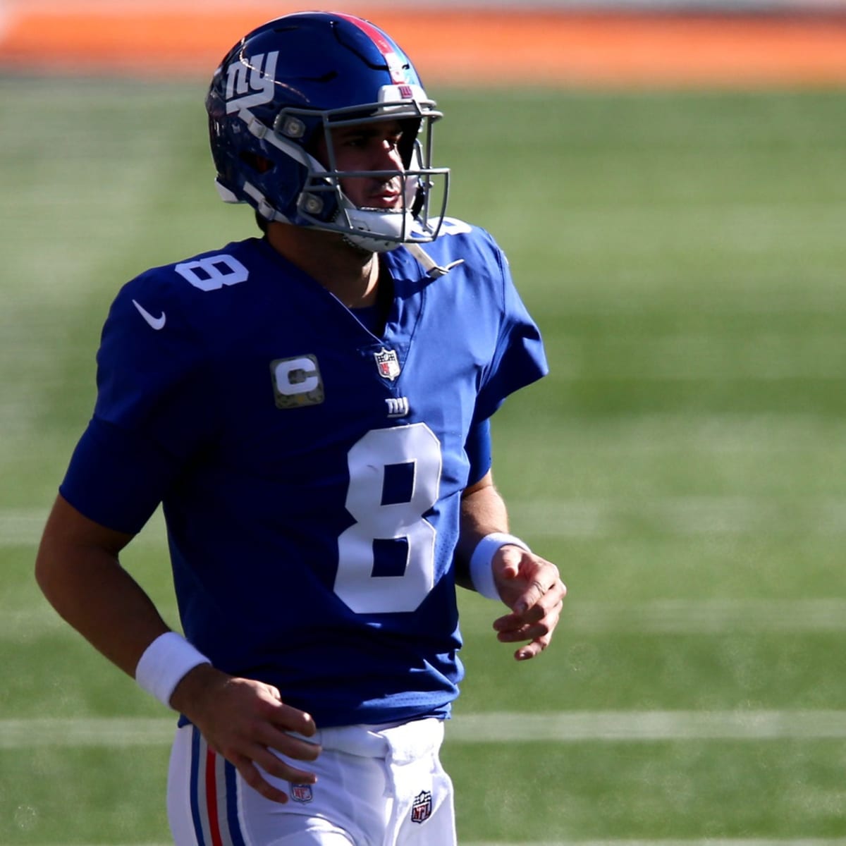 Eli Manning Surprises Michael Strahan W/ Giants Jersey Retirement