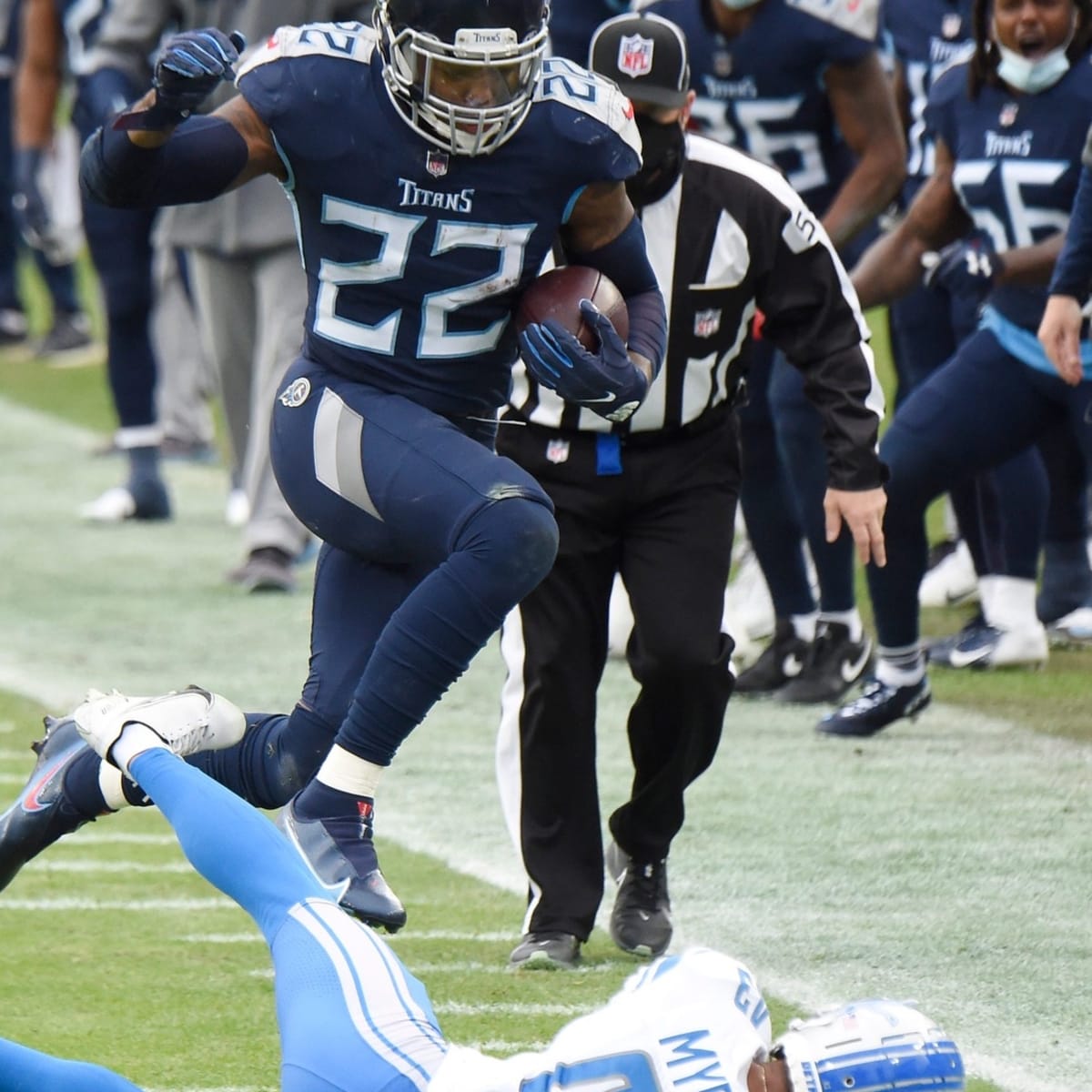 Tennessee Titans running back Derrick Henry (22) runs a drill