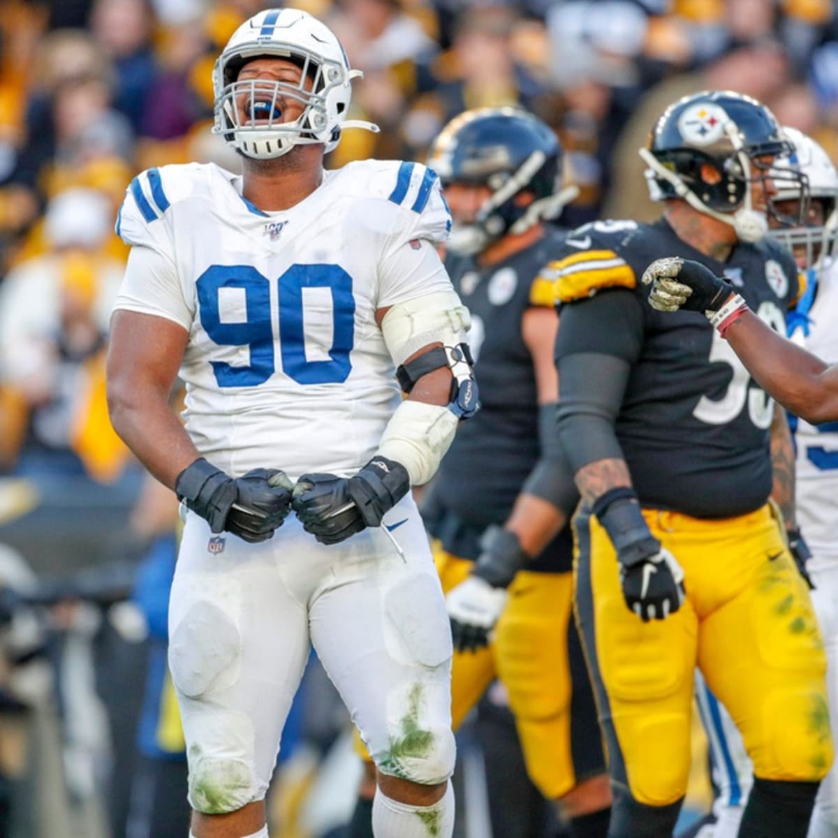 Grover Stewart: Stats & Injury News