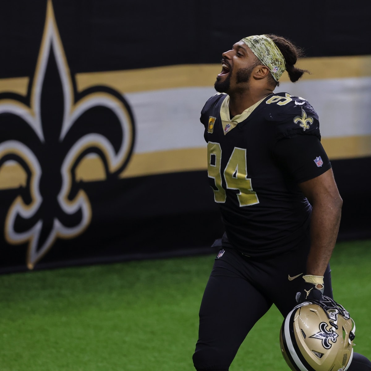 Had fun at the Saints game last weekend with some of my favorite teammates  of all time…@j_bushrod7475 @markingramll @camjordan94…