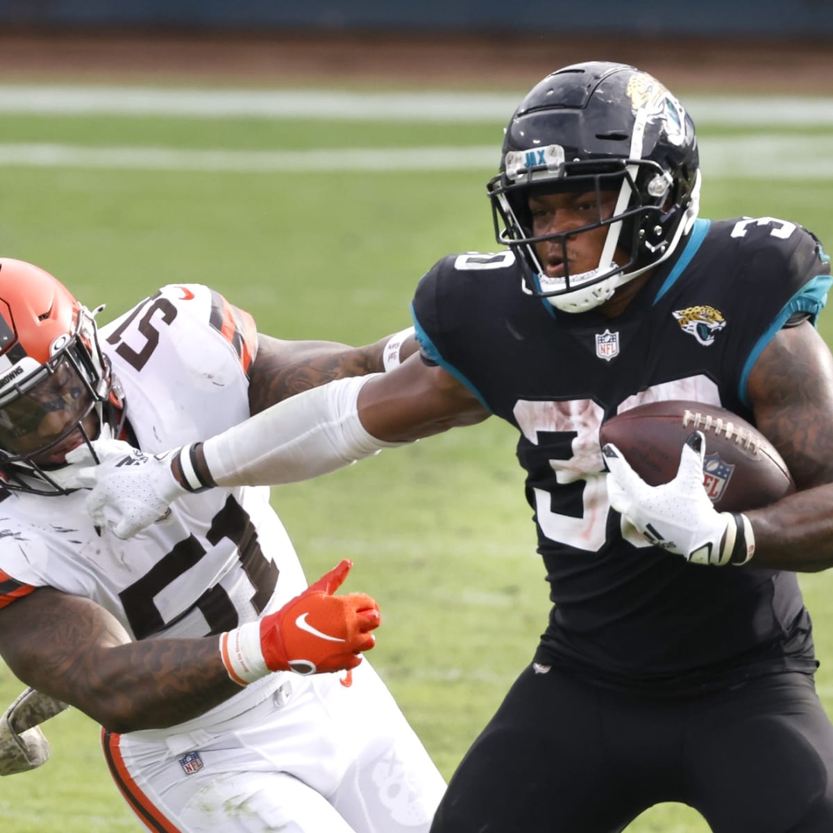 UDFA RB James Robinson shines on otherwise bleak night for Jaguars offense