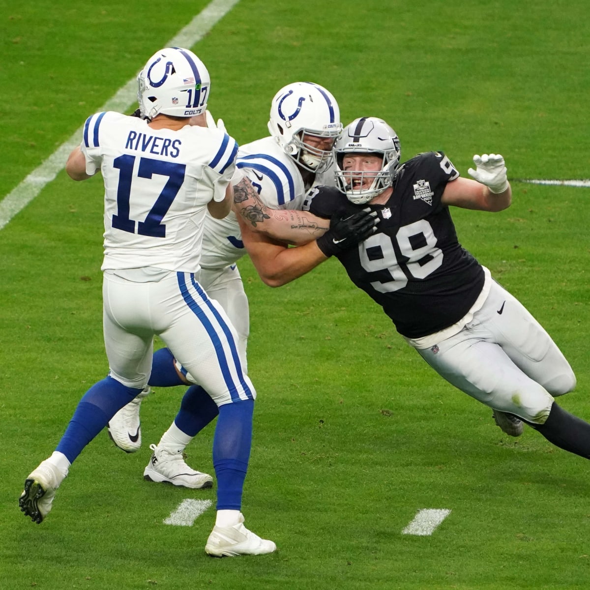 Las Vegas Raiders Profile: Defensive End Maxx Crosby - Sports Illustrated  Las Vegas Raiders News, Analysis and More