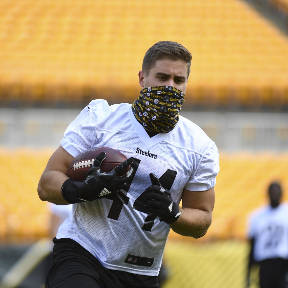 Pittsburgh Steelers fullback Derek Watt (44) warms up before an NFL  football game against the Houston Texans in Pittsburgh, Sunday, Sept. 27,  2020. (AP Photo/Gene J. Puskar Stock Photo - Alamy