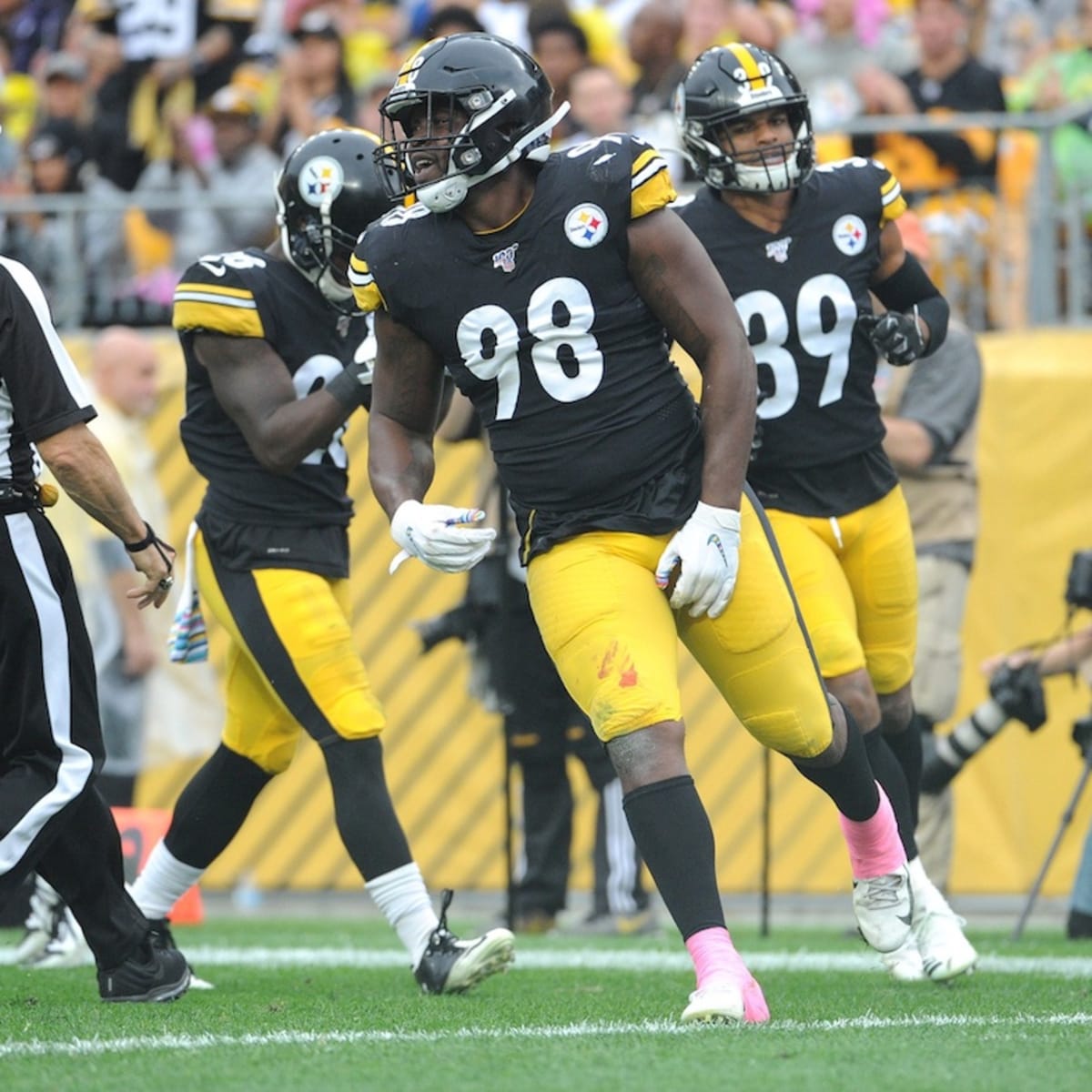 Vince Williams Injury: Updates on Steelers LB's Shoulder and Recovery, News, Scores, Highlights, Stats, and Rumors