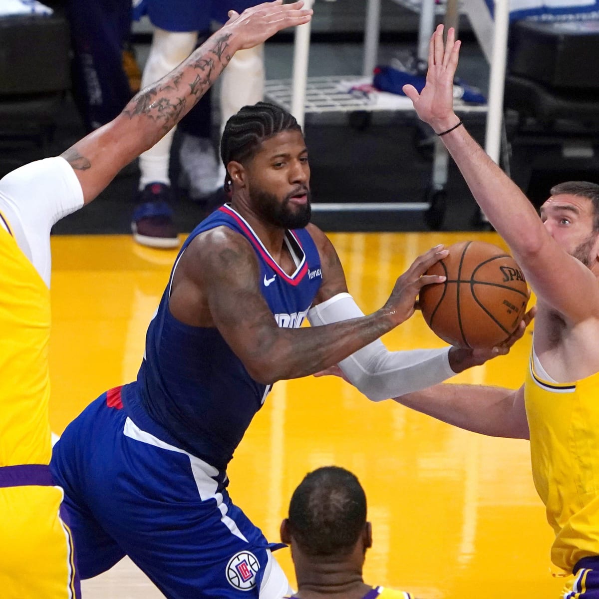 Paul George doesn't miss in first big moment with Clippers - Los