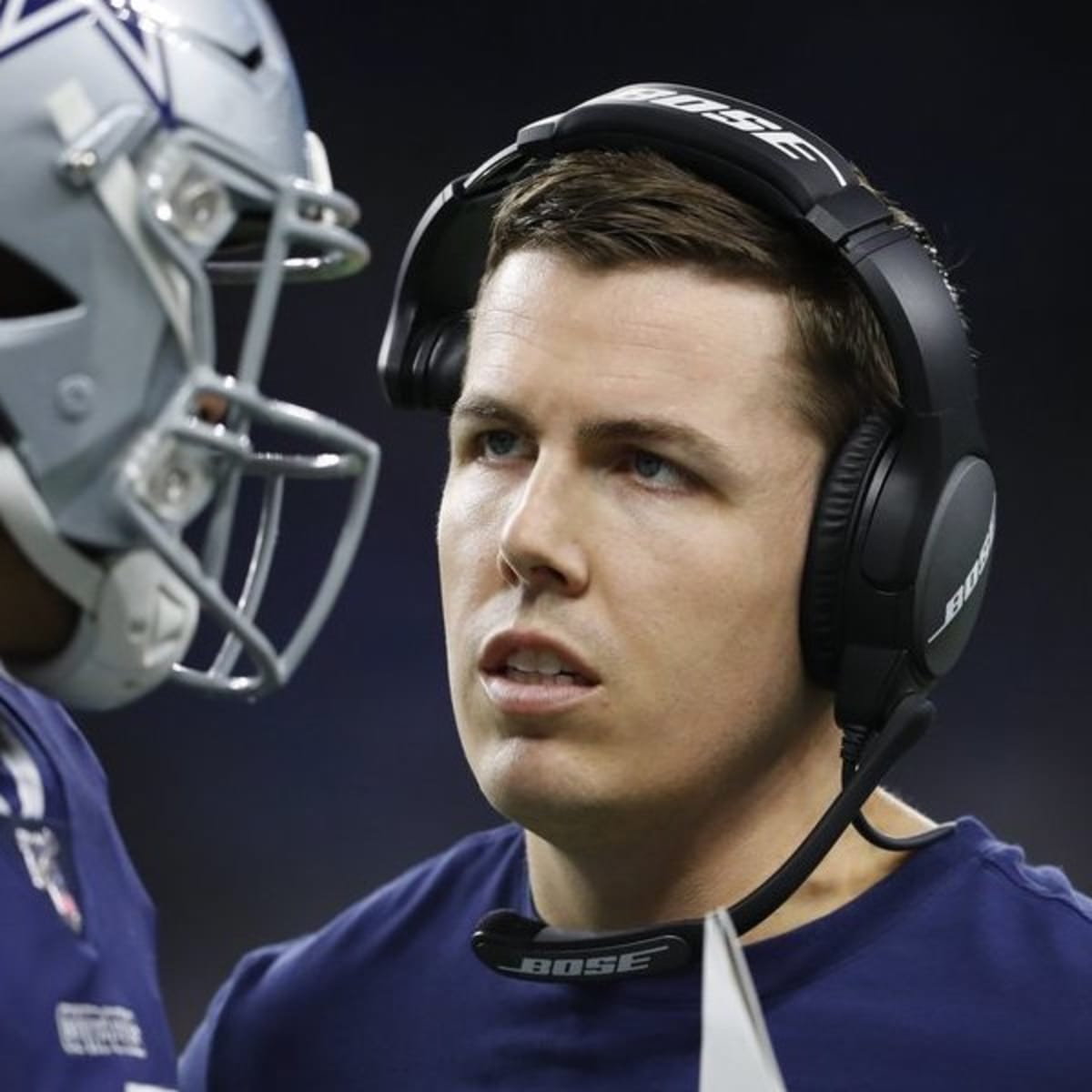 Dallas Cowboys offensive coordinator Kellen Moore reacts to a play during  an NFL football game against the Washington Commanders, Sunday, Oct. 2,  2022, in Arlington. (AP Photo/Tyler Kaufman Stock Photo - Alamy