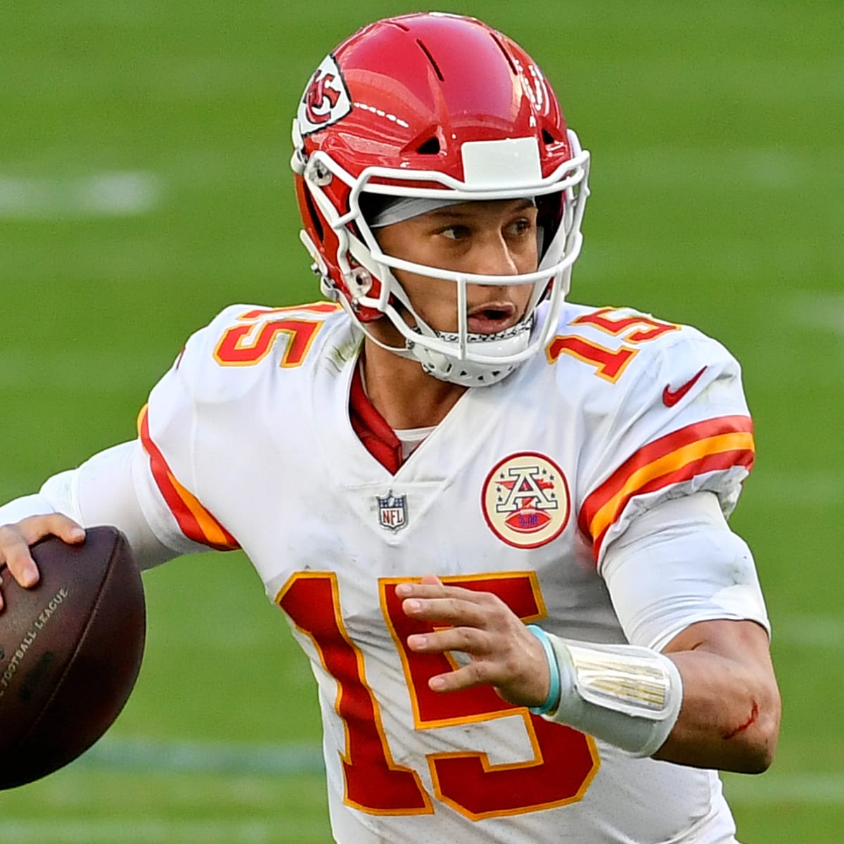 NFL Wild-Card Weekend Odds and Bets: Chiefs and Bucs The Biggest Favorites  - Sports Illustrated