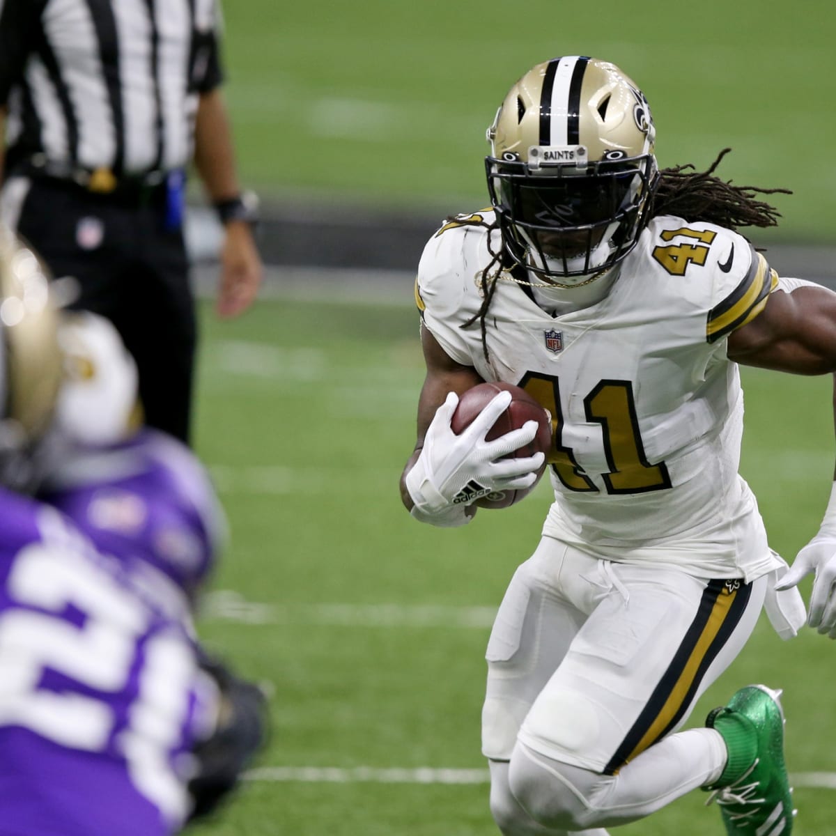 NFL on Christmas: Alvin Kamara highlights the top performances ever on  December 25 and in Friday games 