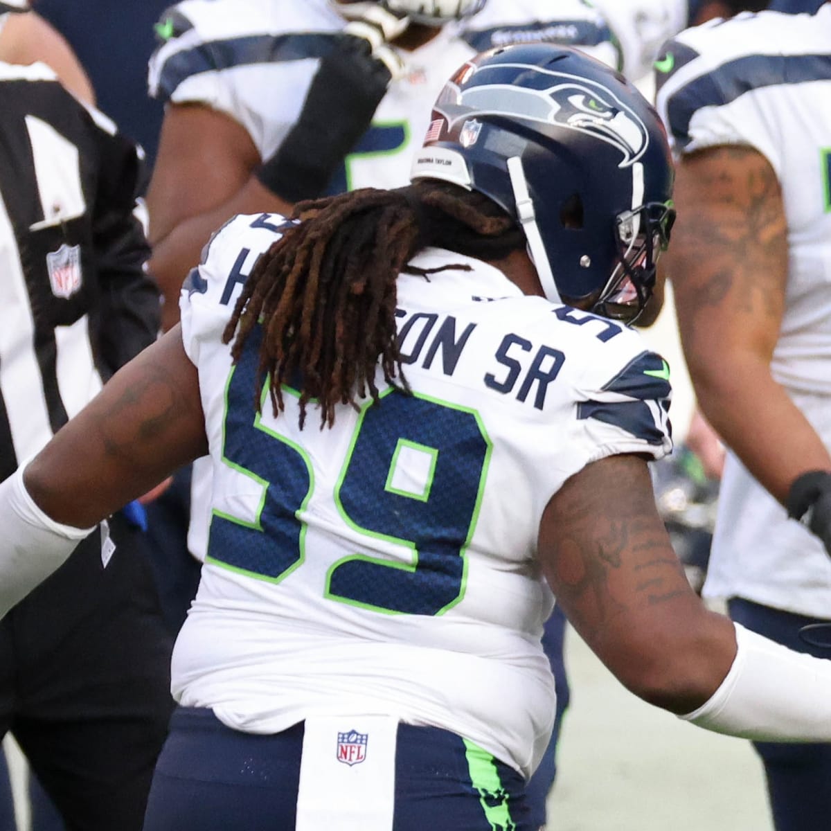 Seahawks wrap up NFC West title with 20-9 win over Rams