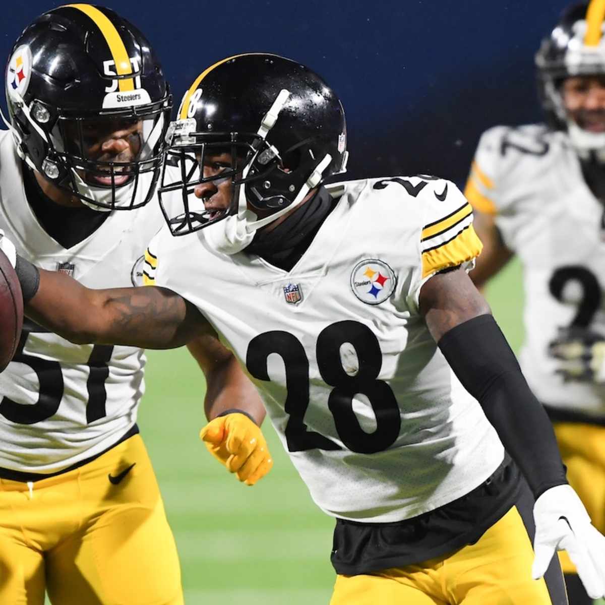 Mike Hilton earned Defensive Player of Week for game vs. Steelers