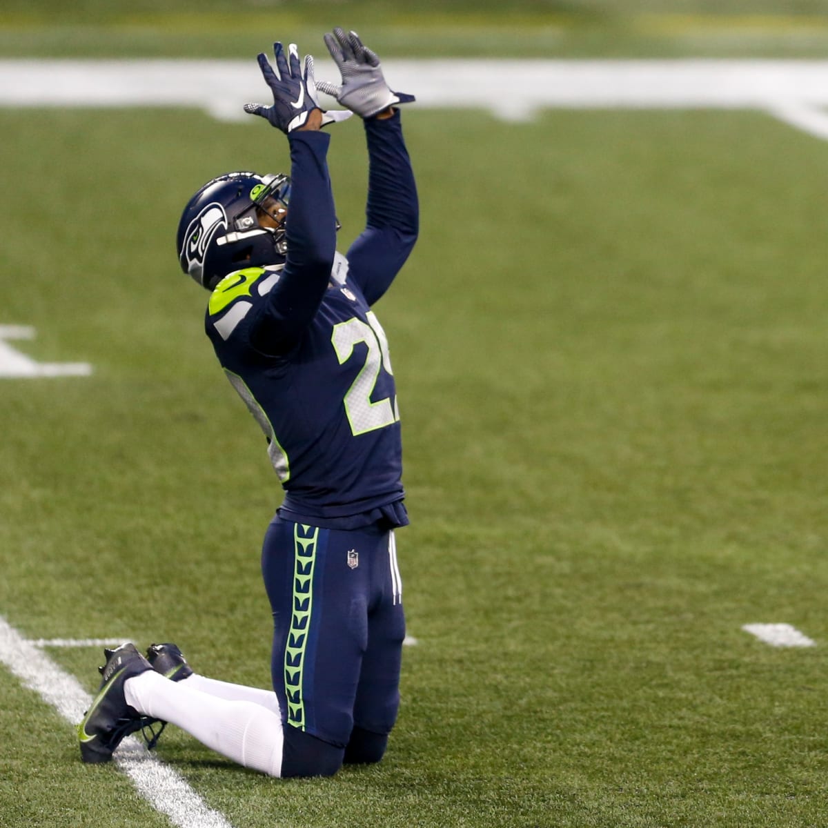 Pete Carroll, Seahawks Surprised by D.J. Reed's Impressive Transition to  Cornerback - Sports Illustrated Seattle Seahawks News, Analysis and More