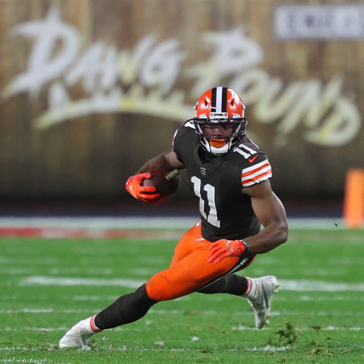 Should Browns Consider Trading DPJ - Sports Illustrated Cleveland Browns  News, Analysis and More