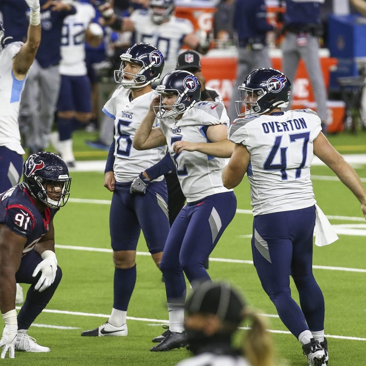 Houston Texans fall to Tennessee Titans, 41-38, in final game of the season